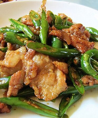 青椒 青椒的营养与功效 青椒的烹饪事项