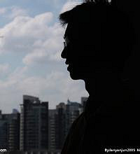 抱歉~我真的扛不下去了 现在我对自己的要求是活过今年