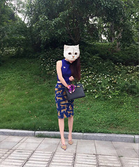 一套都賣 質量非常好 上衣裙子都38