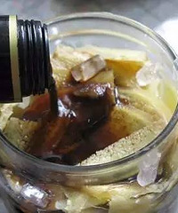 "一片生姜10味药,可惜你只把它当佐料!吃了一辈子,现在才知道"