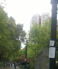 都知道赚钱不容易 可你们是不是太过分了 卖得掉吗
