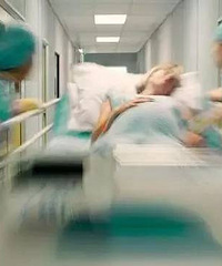 "“刚生完孩子,不能吹风……”听了婆婆的话,杭州有位产妇因此差