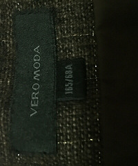 买前面的衣服,最后一件赠送哈