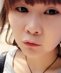 我的愿望:找个他牵手去世界吃汉堡
