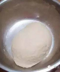 "用牛奶和鸡蛋,竟然可以做成油条,还比外面卖的好吃多了"