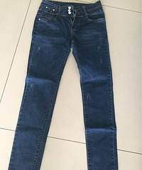 ����Ǧ�ʿ㣬27��ȫ�£�50����