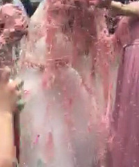 婚礼上被老公前女友欺负 这婚到底还结不结了?!