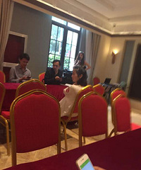 ����19¥����