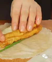 "这里有老杭州记忆里最正宗的葱包桧,你吃过了吗"