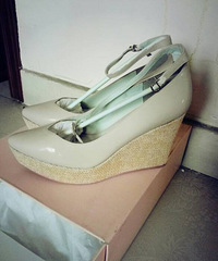 ȫ��fed�¸���ɫ��Ь34�룬150ת