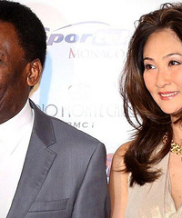 75�건��Ҫ����ˣ�ӭȢ�ձ�Ů�� �����25��(ͼ)