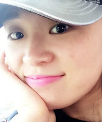 笑容甜甜的典型狮子女有点小颜控