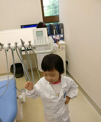 ̨�ݰݲ���ǻ--СС��ҽ�