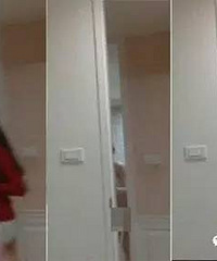 "女大学生卫生间被装摄像头!一听到洗澡,他就用手机看直播"