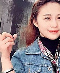 外表高冷的女神MM秒变"女干部"