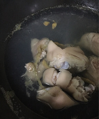 "这个猪蹄怎么了"