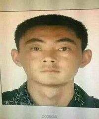 ����4���˳���Ա��ǹ�����˳��� 3500���ֽ𱻽�