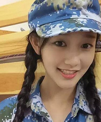 ���˼ҵľ�ѵ������Ư����ֽ��