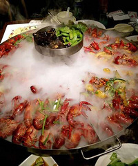 #幸福的龙虾#好大一盘,吃得好爽!有龙虾
