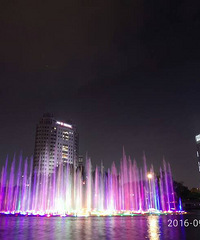 �Գ��ˣ��ε�һ�¡���