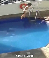 ���ӽ�3���Ů�ӽ�Ӿ�������� ����100����