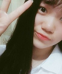 水灵灵的大眼妹子特别爱笑!