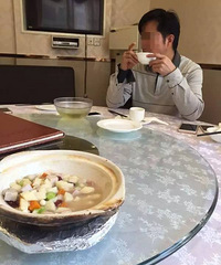 "暗访地下试管婴儿:8万可选生男生女,加钱能选大学生精子美女卵