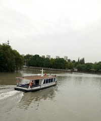 ��ɫ����---�Ϻ�