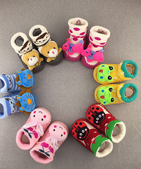 ����Ь��