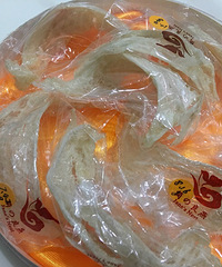 "第一次给自己炖燕窝,感觉棒棒哒"