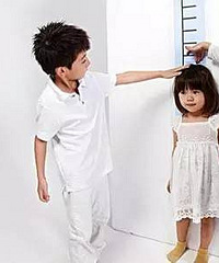 "秋冬季节光长膘?别错过孩子促长高的任何时期"