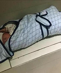 ̫���ģ�ŮӤ�������� �۾�����������...