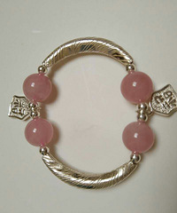 ��ɫ������