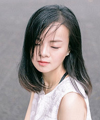 被这娇小的姑娘美到了!