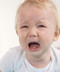 "小孩肚子疼是怎么回事?该怎么办呢?"