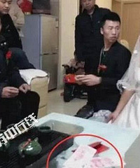 ���ﾴ����ڻ� ��Ȼ���ӹ��Ÿ�1001Ԫ�Ŀ�Ǯ̫�٣���