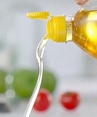 油冒烟了才炒菜?4个食用油的错误使用