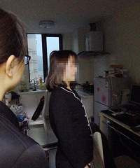 "世相 | 29岁女“老赖”准备领结婚证当"