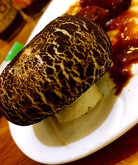 ����һ��ȭͷ��Ģ�� һ��ҧ��ȥ��Ȼ�Ǹ������