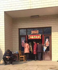 "惊悚!大家都在找的6岁失踪男孩竟是被母亲杀害,原因初步查明"