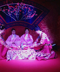 "汉服婚礼刷爆朋友圈 一波三折前后耗费半年时间"