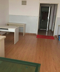 ��Զ���þ�װ�ް칫�ҳ���2000ÿ��