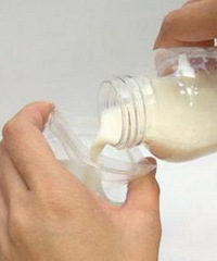 "如何判断奶水质量?吃什么提高母乳质量?"