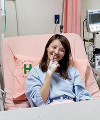 "女星熬到当女主角却遭遇血崩 紧急手术取子宫肌瘤"
