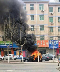 �ҳ��³�����  ���Ӱ��ԼҰµϸ����ˣ�