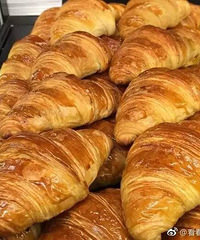 ��ҡ����������Ŷӡ���wanghong����꣬�õľ��ǹ��ڷ�ù��ۣ�