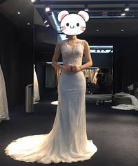 婚纱:MANLI BRIDE 中式:花伴中式嫁衣