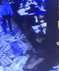 Ůͯ���ڱ���ײ������� �ҳ�����39��