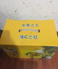 "看到这样的猕猴桃一定要小心。尝了再买"
