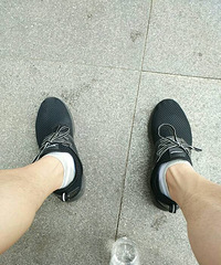 ɹɹ�ҵ��˶�Ь